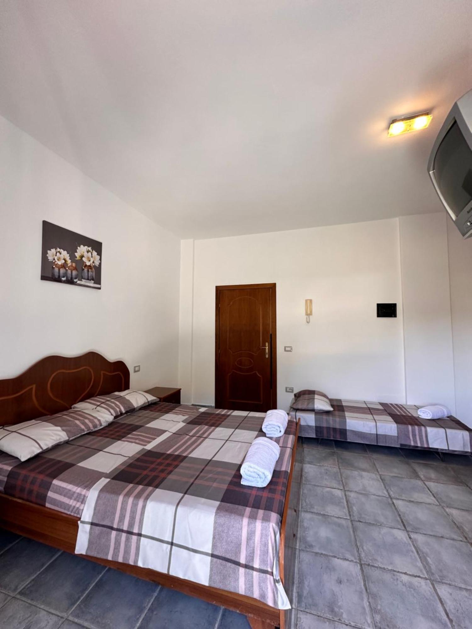 Hotel Adriatik Shëngjin Eksteriør bilde