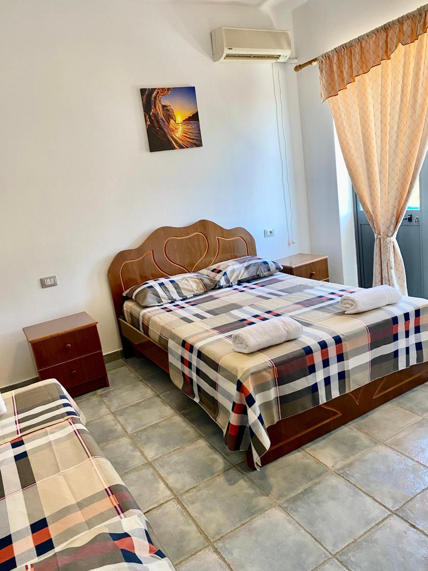Hotel Adriatik Shëngjin Eksteriør bilde